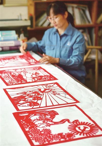 有人在北京华艺名画室学习过么？去年的过线率如何啊？